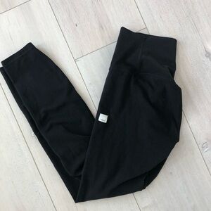 Vuori all the feels Black Leggings